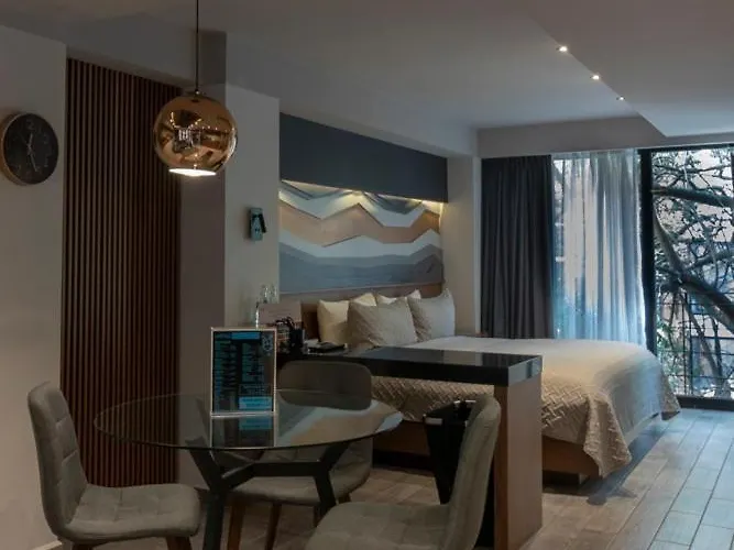 Mine Aparthotel 4*